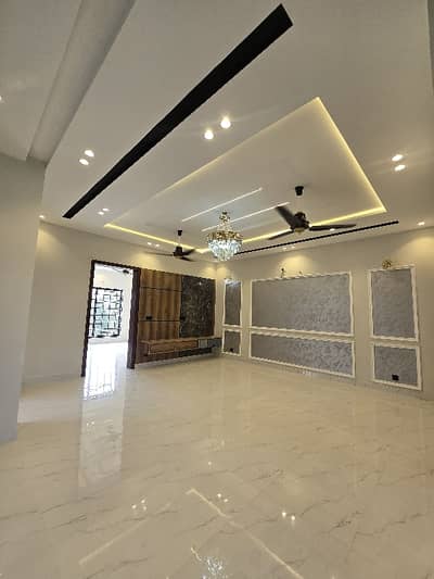 12 Marla Like Brand New Upper Portion Available For Rent