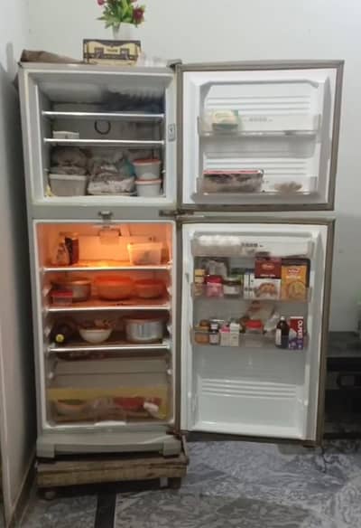 Dawlance  Refrigerator