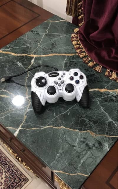 Lanjue Gaming Controller