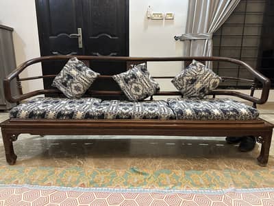 Wooden sofa set 5 seater