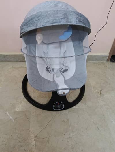 Baby rocking electric chair