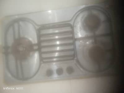 Stove with good condition only used 6 month due to