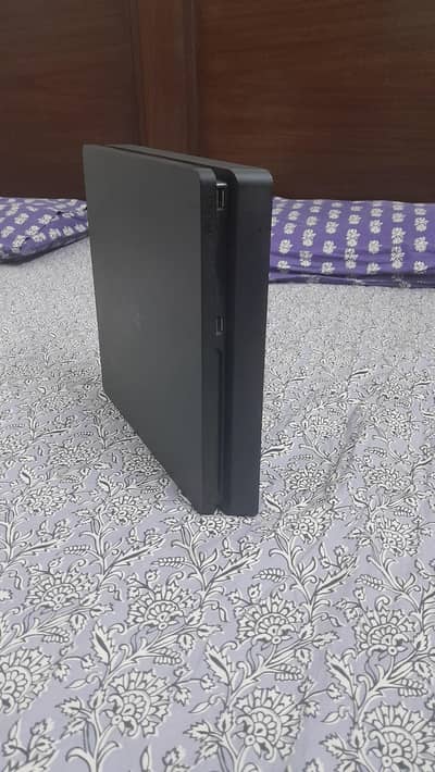 Ps4 slim(500GB) Jailbreak With Box