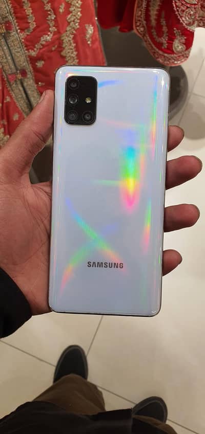 Samsung Galaxy A. 71  8/128