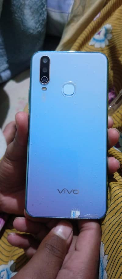 mobile completely name vivo y 17