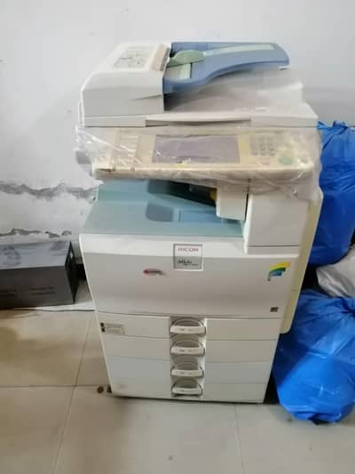 Ricoh Aficio mp c2551