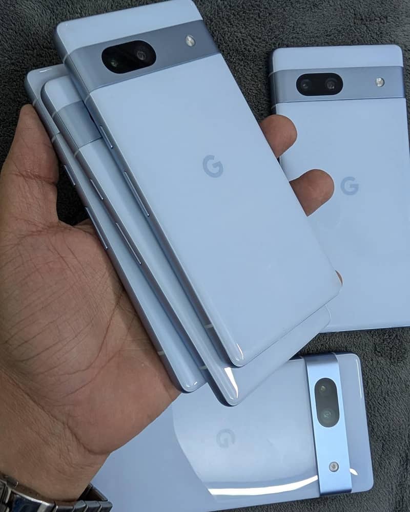 Google pixel 7A 3