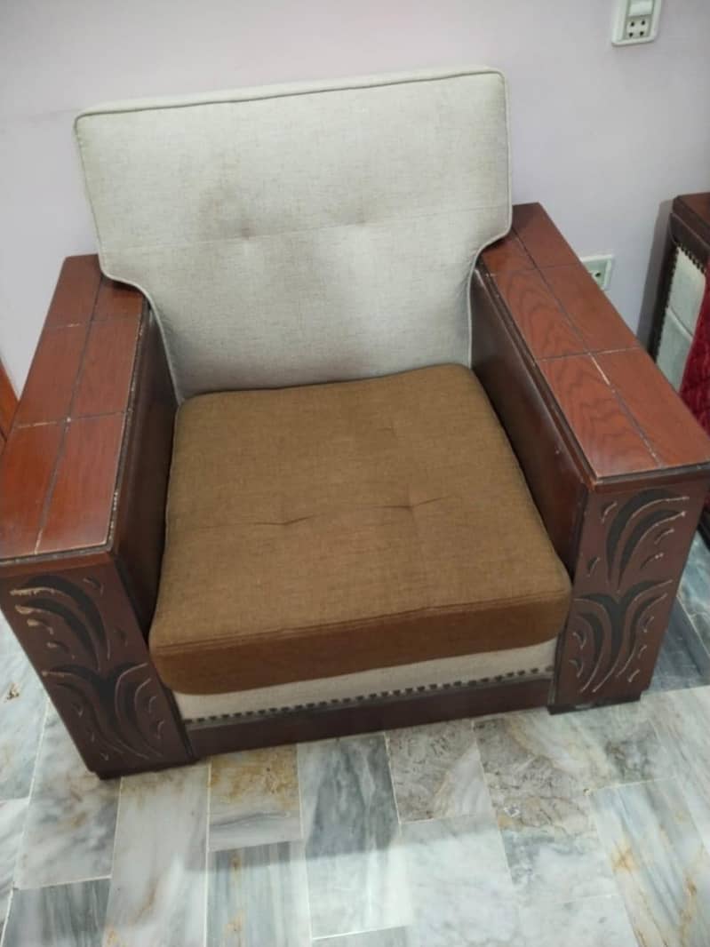 sofa set with table 1