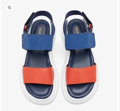 causal strappy sandals