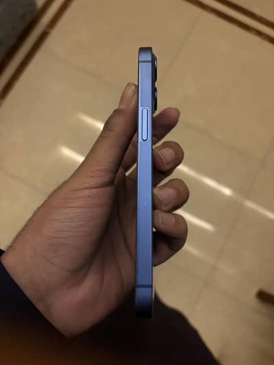 APPLE IPHONE 13 (Blue)