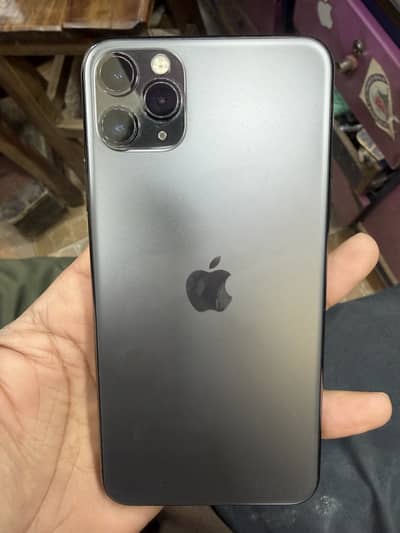 I Phone 11 pro max 256 PTA
