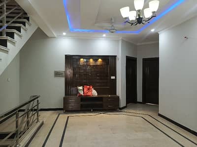 Three Storey House Dha Phase 1