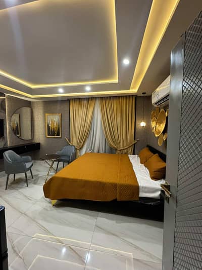 1 Bed Studio Luxury Family Furnished Apartment Facing Park