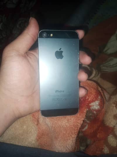 iphone 5 all ok  03172412300