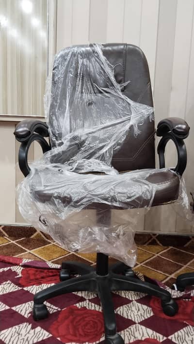 office revolving chairs