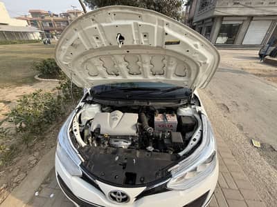 Toyota yaris ativ cvt 1.3