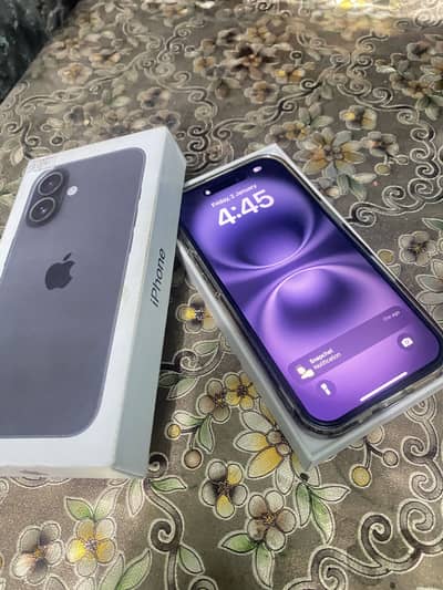 iPhone 16 – 128GB | Like New Condition | JV