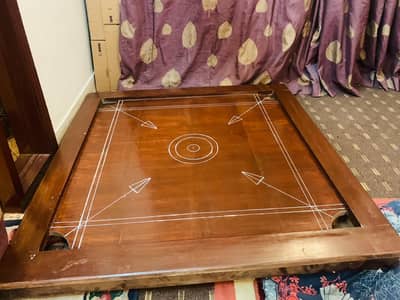 carrom board