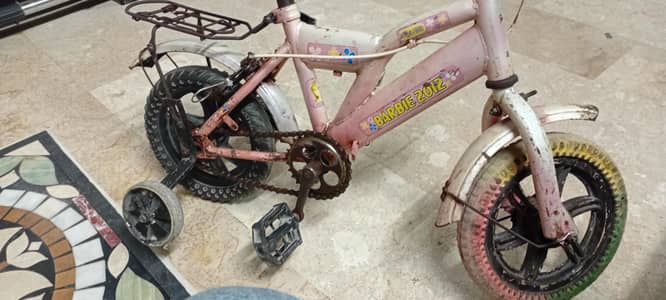 bhacho ke ha 12 number size ha