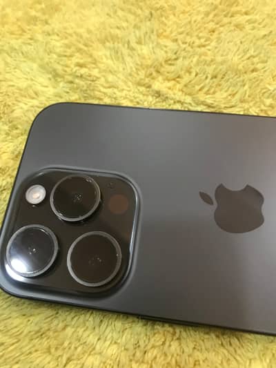 iPhone 15 Pro 256GB JV – 93% Health – Complete Box – Like New