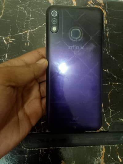 Infinix Hot 8 lite