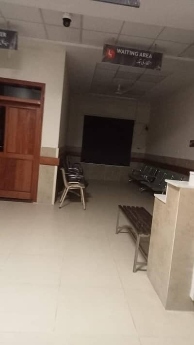 female required in restaurant