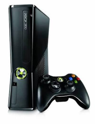 XBOX 360 SLIM WITH GAMES INSTALLED