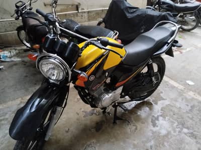 Yamaha YBR 125G 2025