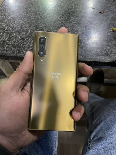 Fujutsu arrows F 52A for sale non pta condition 10/10