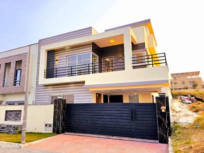 Elegant 10 Marla House At Height Location