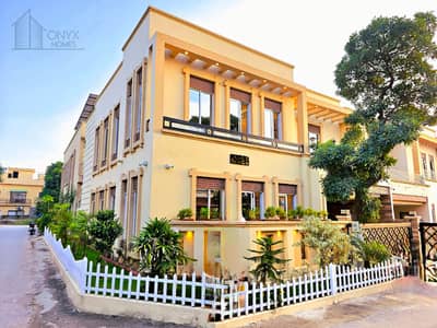 Luxury 9 Marla Corner House At Prime Location In Safari Valley