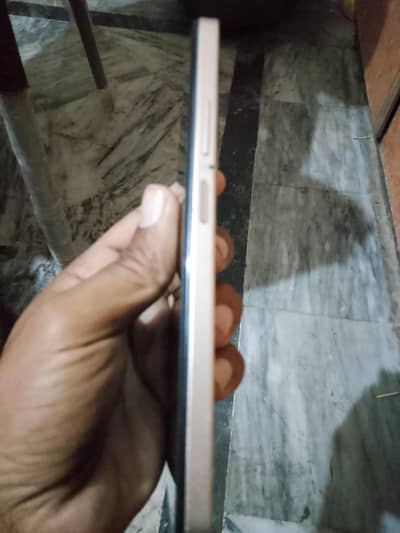 Infinix smart 8 4/64