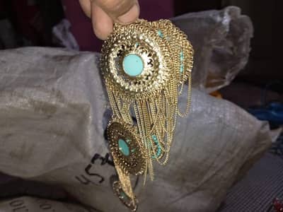 jewelry watchs pen dryer glasses etc etc