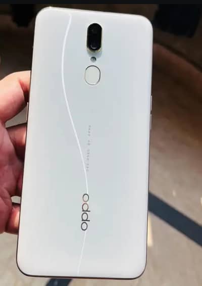 Oppo F11