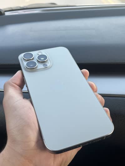 I phone 15promax jv 256gb