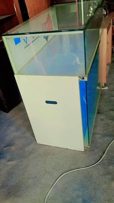 Mobile Shop Display Counter