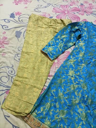 Party wear dresses for Women Available In different Design and Colors!