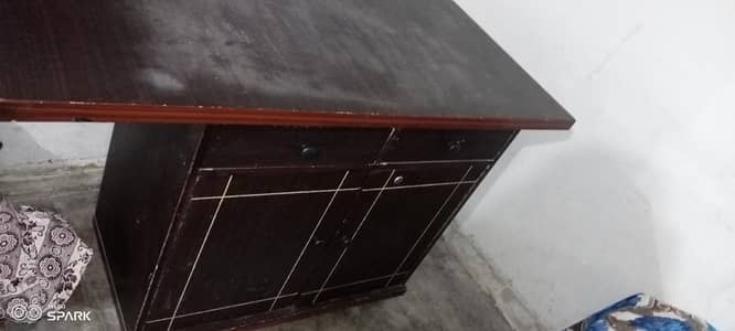 nice and beautiful istreestand