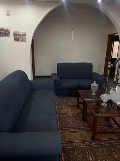 7 seater sofa ha baqi  all ok tora sa foam bazo se betha huwa ha