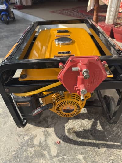 Look like new little use battery and petrol