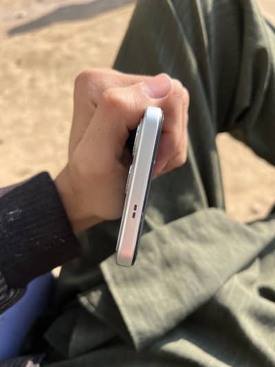 Smart 10 plus with complete box 4+4 =8 Ram 128 Rom