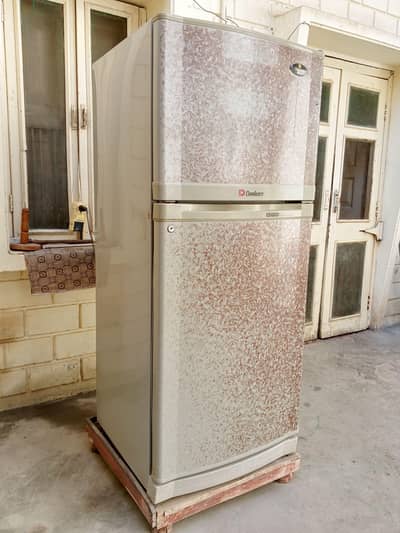 Dawlance Fridge 2 door medium size