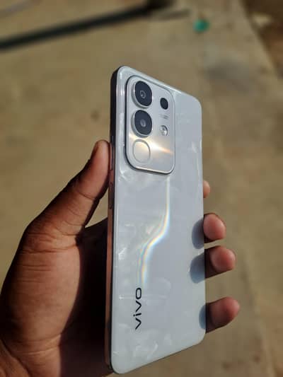 VIVO Y29