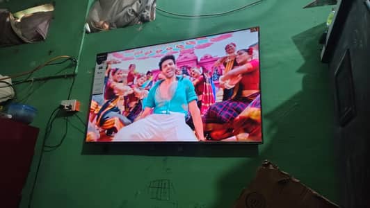 TCL 55 INCH WITH BOX