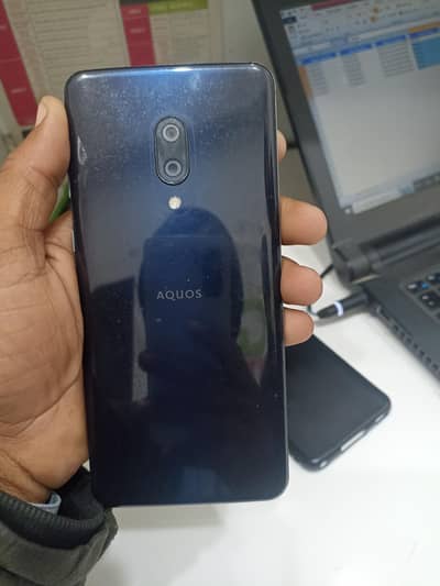 Aquos Zero 2