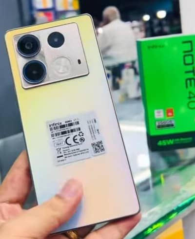 infinix note 40 10/10 condition  8+8/256 wireless charger