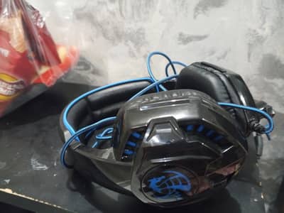 gaming and youtube high quality noise cancelling headphone