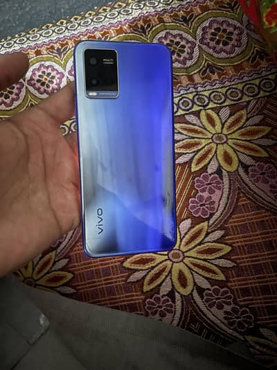 Vivo y21