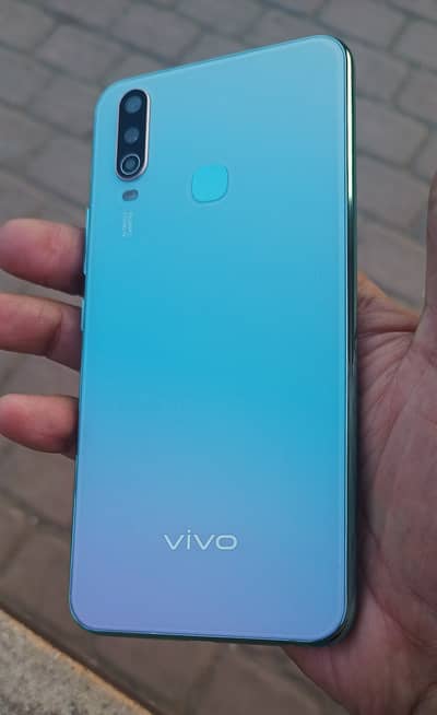 Vivo Y17 Dual Sim { 8+256 GB. 5000 mAH Battery }