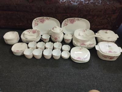 DINNER SET *FINE BONE* | BRAND NEW 72 PIECES COMPLETE SET